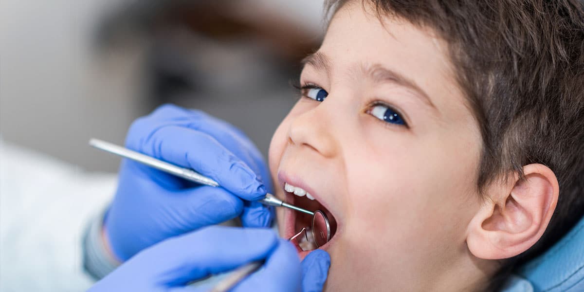 Pediatric dentistry decorative image